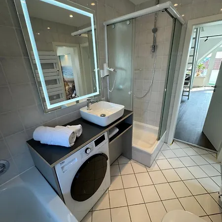 Auszeit - Modern Zentral, Sauna, Balkon, Parkplatz Lejlighed *