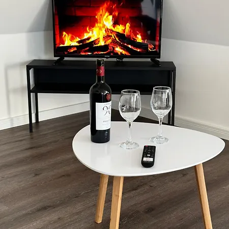 Apartament Auszeit - Modern Zentral, Sauna, Balkon, Parkplatz